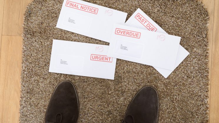 Responding to citizens in debt to public services